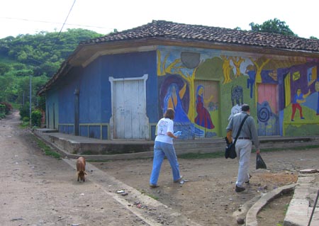 10-Walking to Casa Baltimore